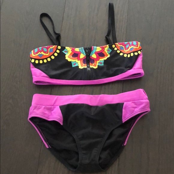 bathing suit - Picture 1 of 1